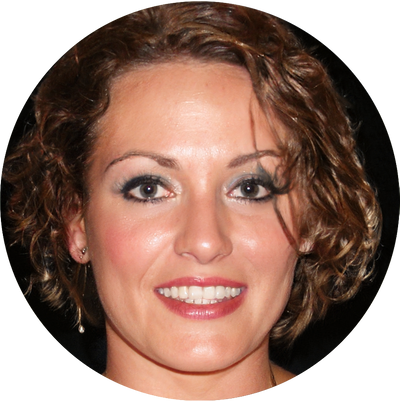 <p>I wear dresses almost every day, and for years I just put up with the discomfort. These bands changed that completely - now I can walk all day without even thinking about chafing. Absolute game changer.</p>