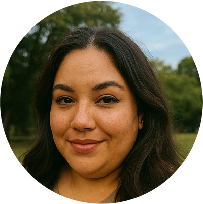 <p>At my age, I value comfort more than anything, but I still want to feel feminine. These thigh bands let me move freely, enjoy the tropical heat, and still feel elegant in my skirts.</p>